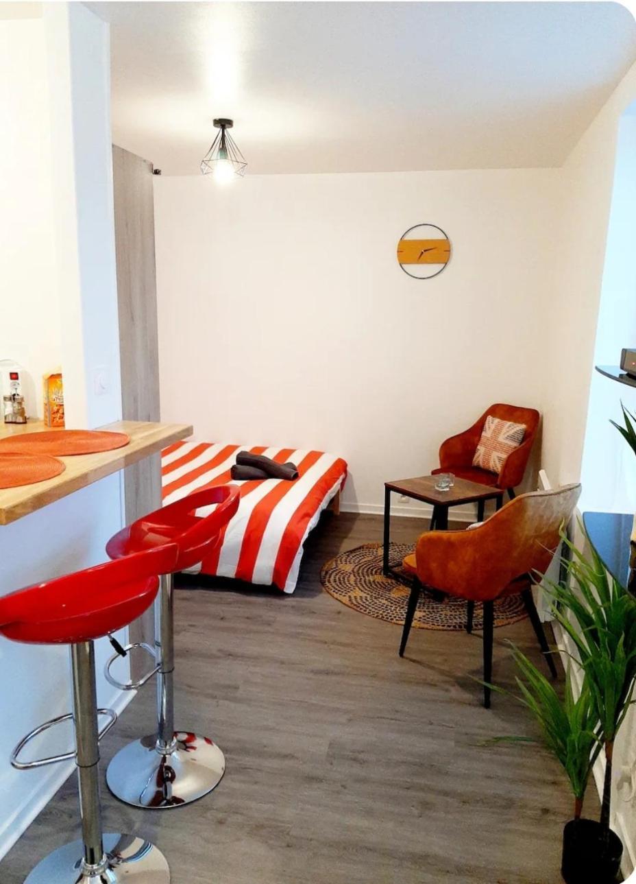 Le Petit Cocon Bleu Apartment แฟส์ ภายนอก รูปภาพ